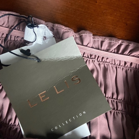 Host Pick 🎉NWT Lelis Clara Pink Silky Smock Top​ - Picture 8 of 11